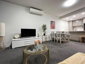 Lovely 2 bedroom APT in centre of Olympic Park, Sydney